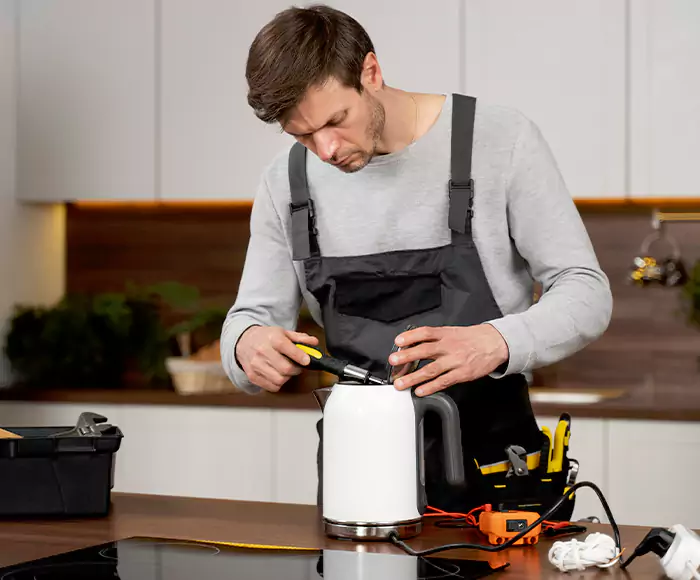 Skilled Blender Technicians: Your Small Appliance Repair Experts for Chula Vista, CA